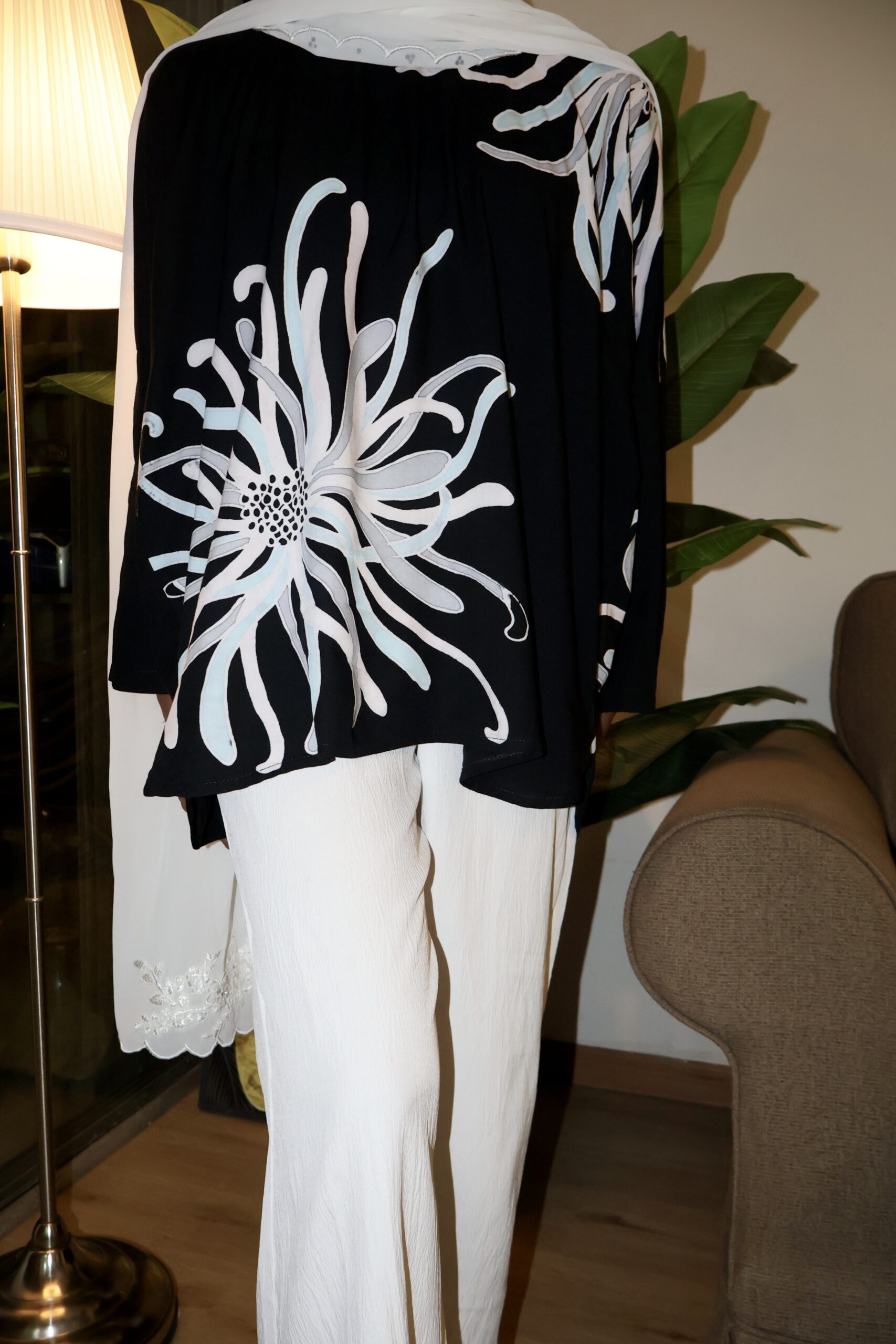 Exclusive Batik Lukis blouse (DEFECT)