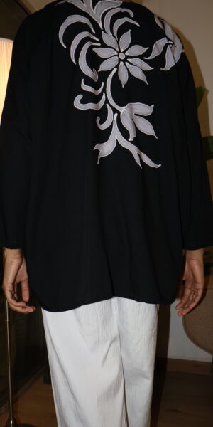 Exclusive Batik Lukis blouse (black grey flower) - Image 4
