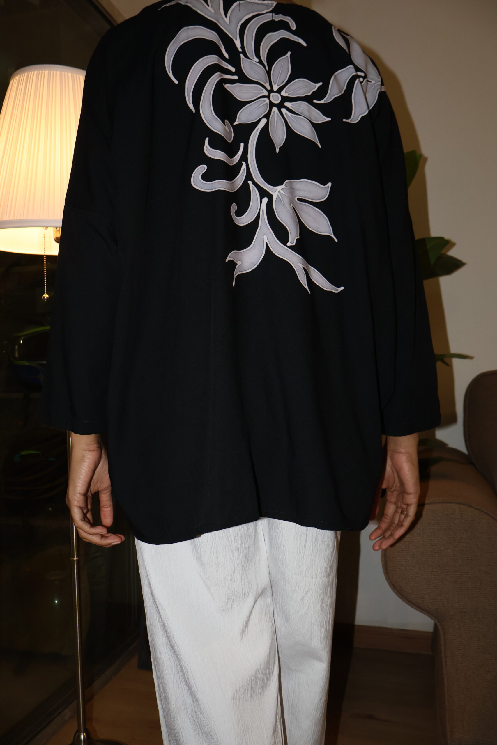 Exclusive Batik Lukis blouse (black grey flower) - Image 4