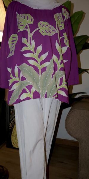 Exclusive Batik Lukis blouse (purple)