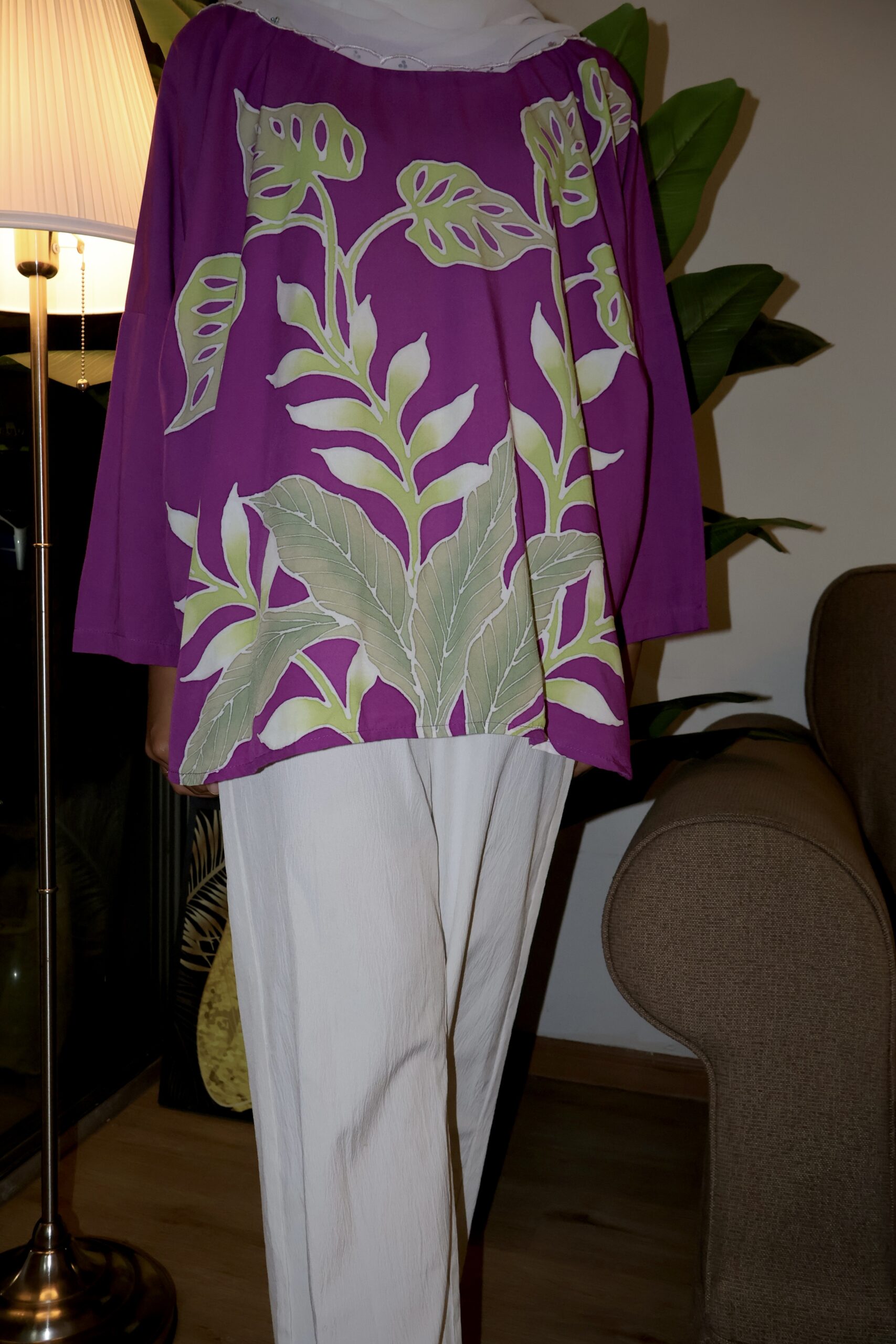 Exclusive Batik Lukis blouse (purple)