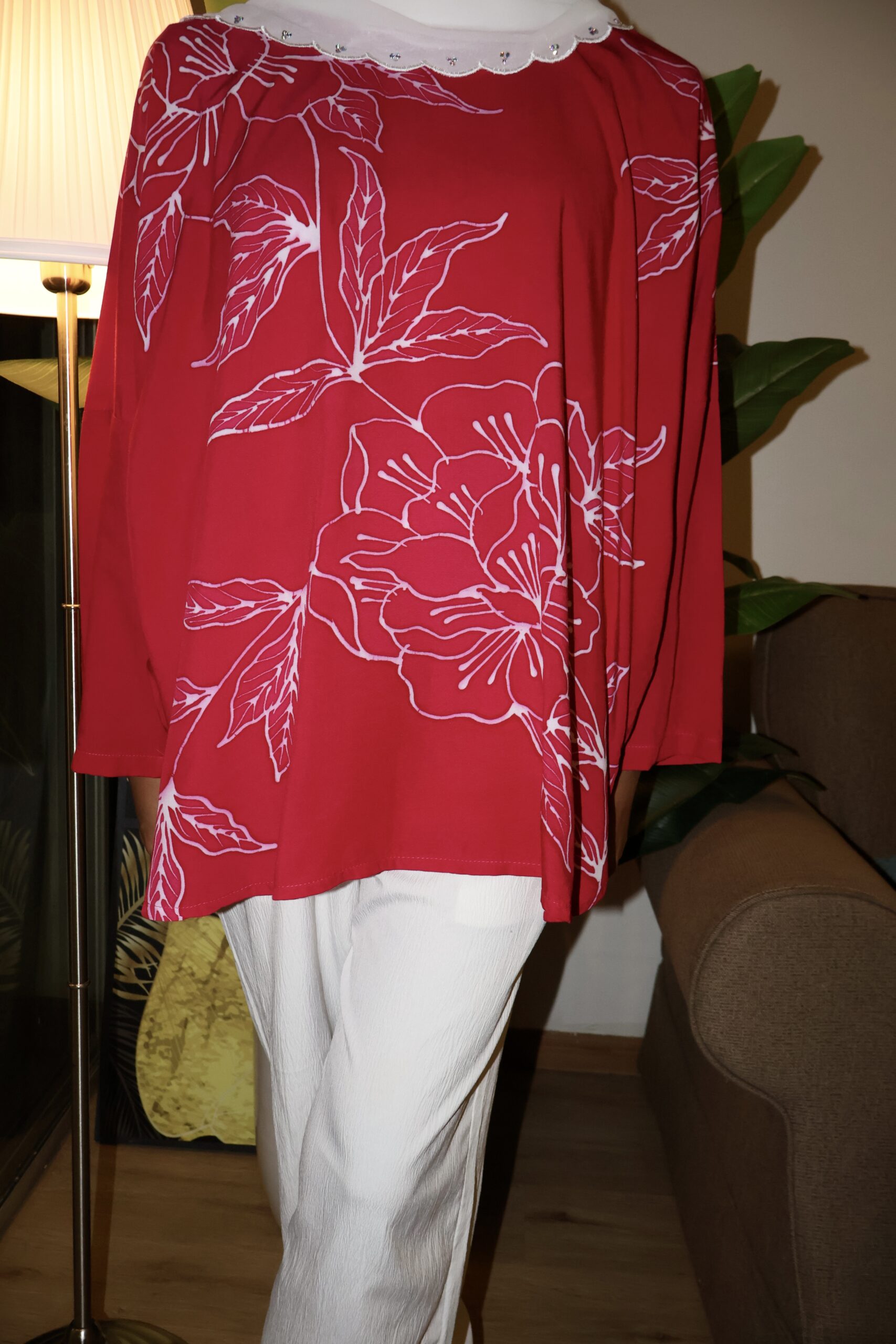 Exclusive Batik Lukis blouse (Red)