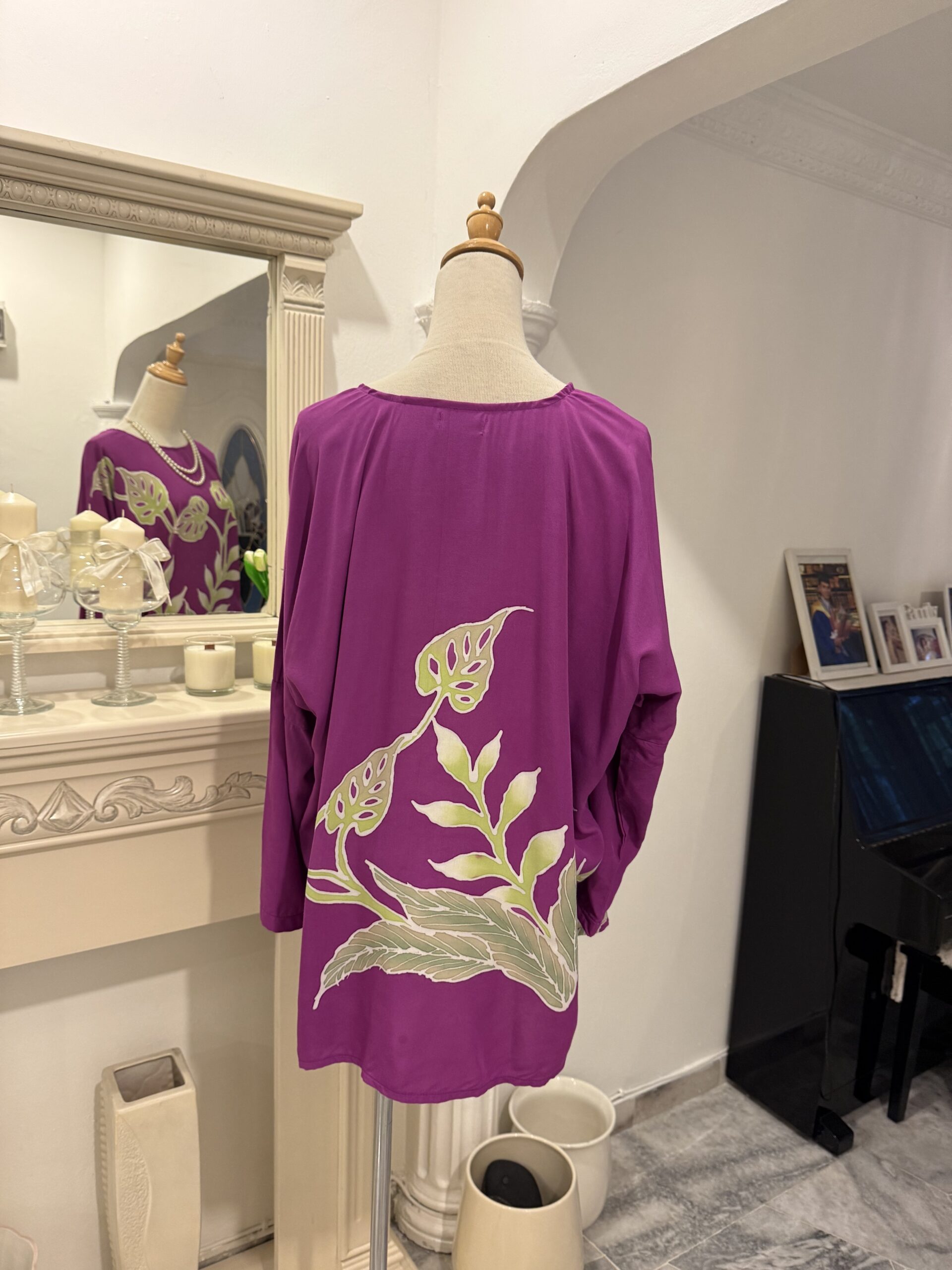 Exclusive Batik Lukis blouse (purple) - Image 4