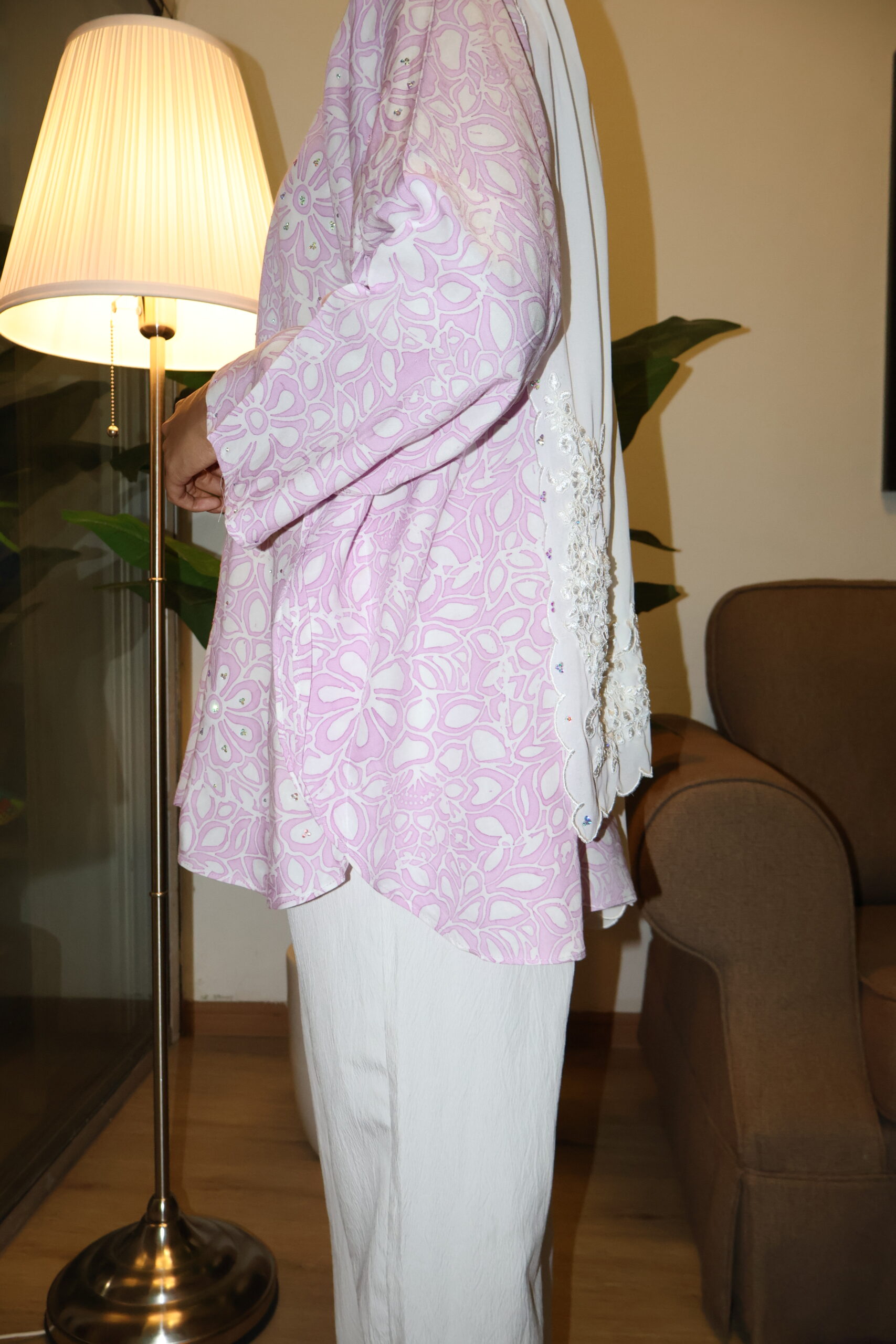 Stamped Batik Blouse With diamonds (Sweet Pink) - Image 2