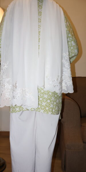 Stamped Batik Blouse With diamonds (hijau pucuk pisang) - Image 3