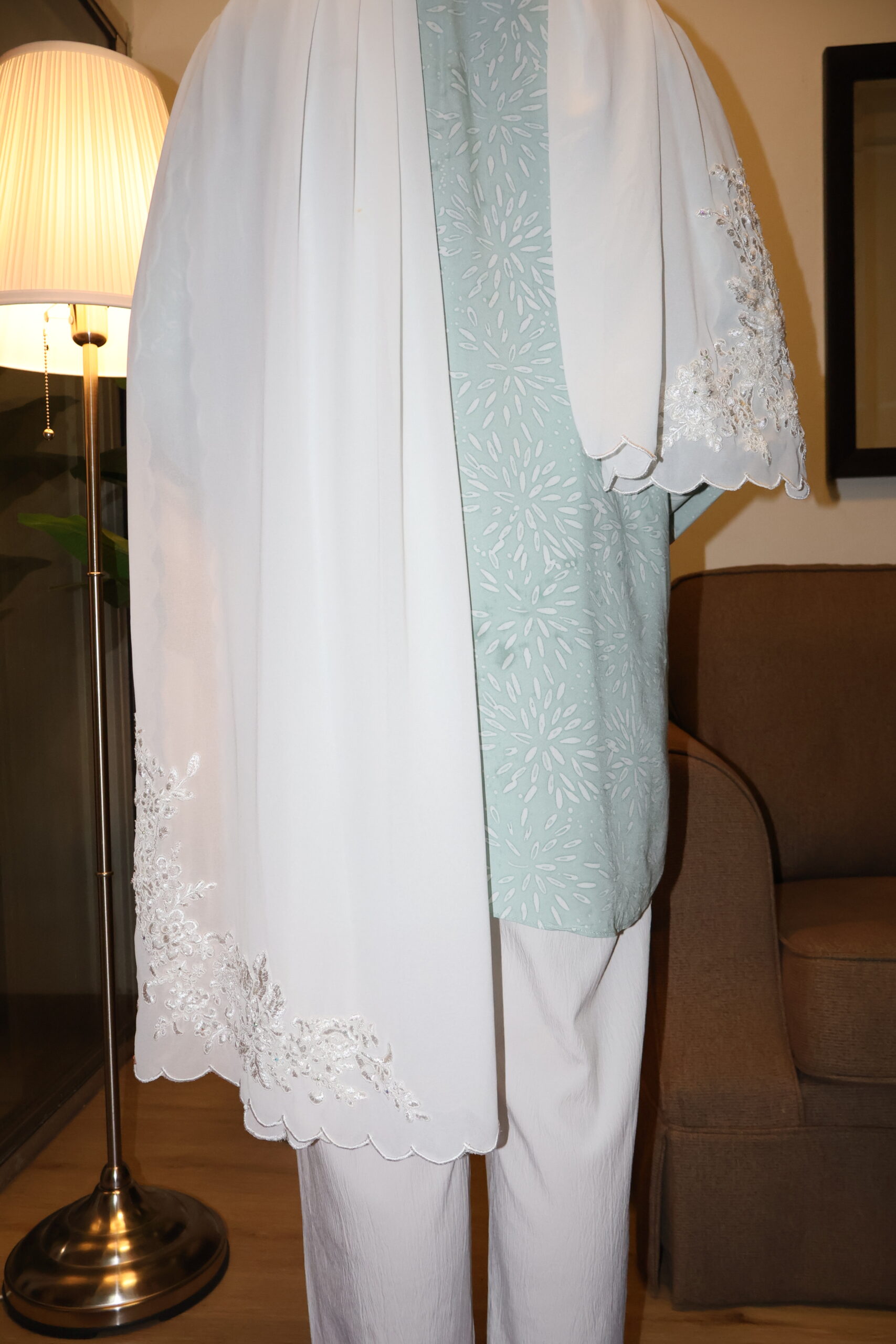 Stamped Batik Blouse With diamonds (Pastel Green) - Image 3