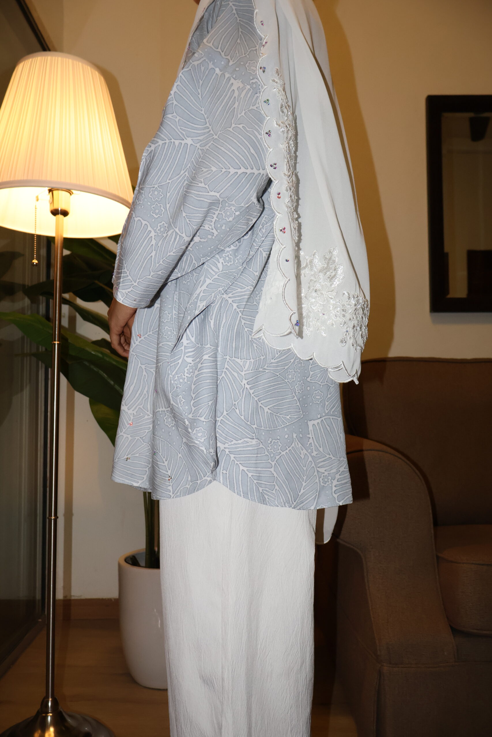 Stamped Batik Blouse With diamonds (grey) - Image 3
