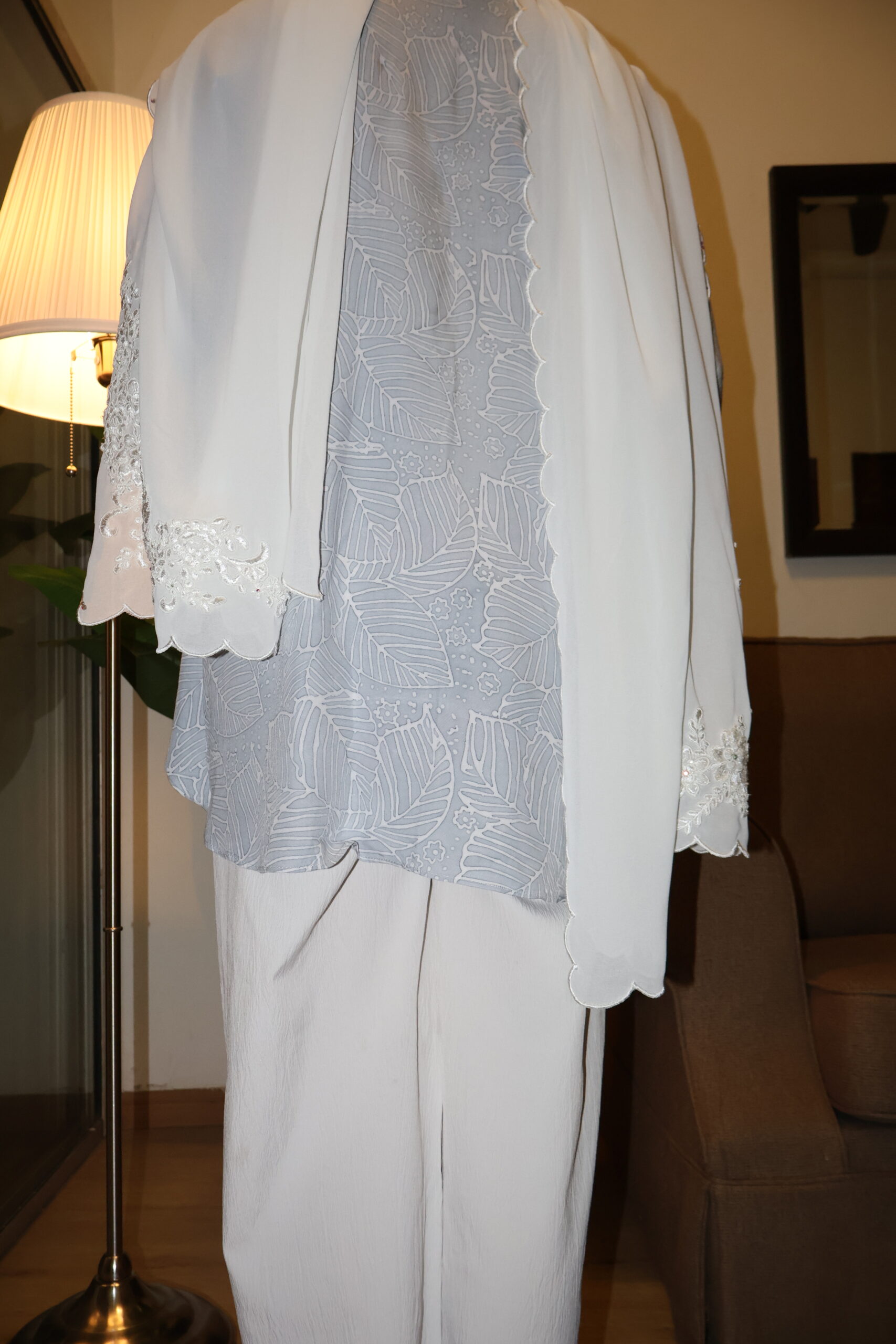 Stamped Batik Blouse With diamonds (grey) - Image 2